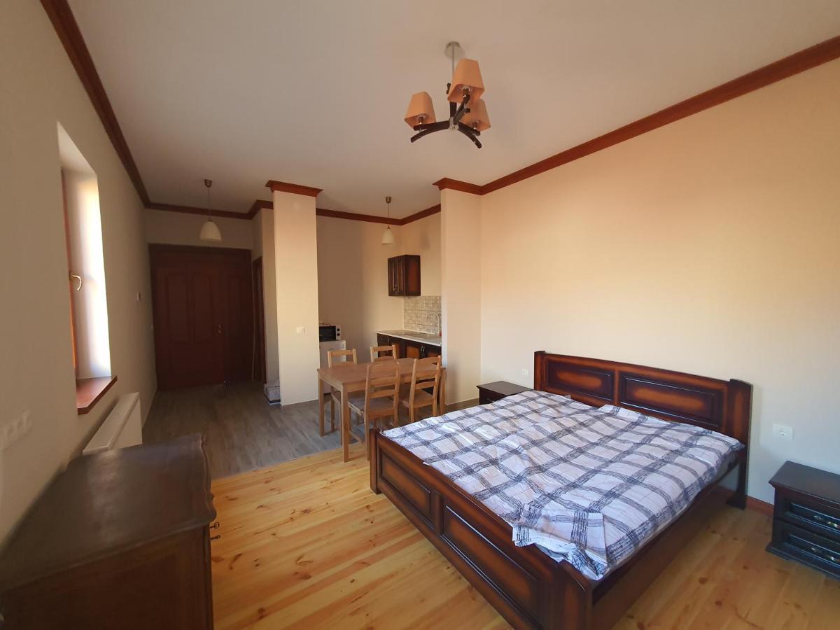 Bereg-Travel Hotell Eksteriør bilde